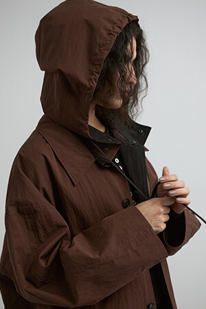 HOODIE NYLON COAT