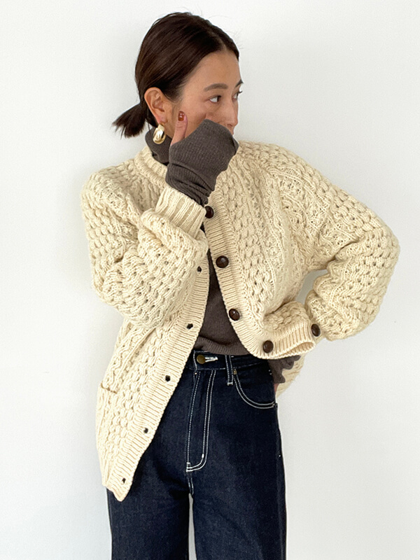 Vintage Cable knit cardigan 915
