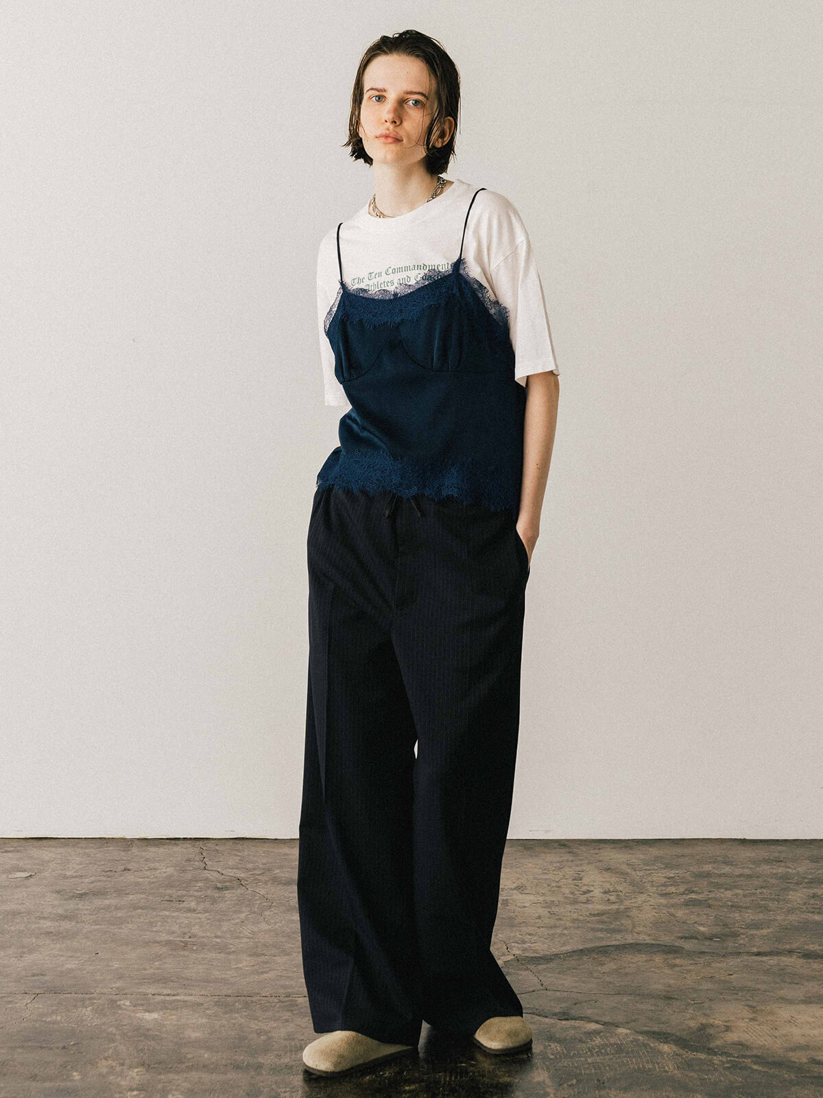 SUITING GATHER TROUSER